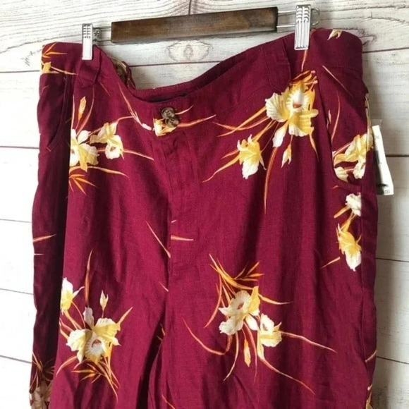 Modcloth Burgundy Red Floral Cropped Linen Flare Leg Pants 22 - Picture 4 of 6
